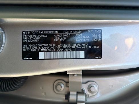 Certified 2023 Volvo XC60 B5 Plus w/ Protection Package Premier image 34