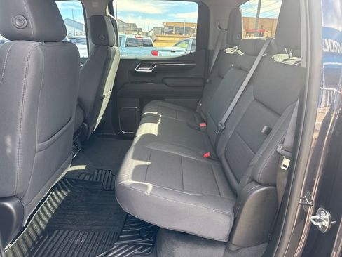 Used 2024 GMC Sierra 1500 Elevation image 24