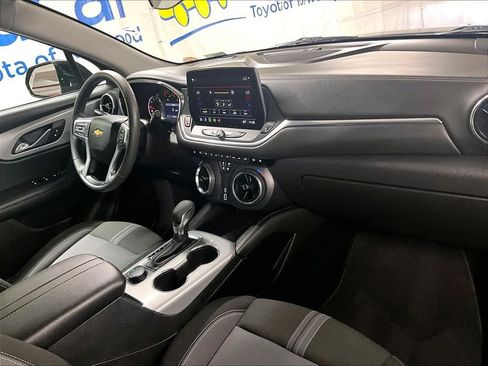 Used 2024 Chevrolet Blazer LT AWD/4WD image 13