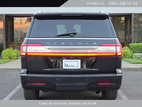 Used 2018 Lincoln Navigator L Reserve w/ Technology Package AWD/4WD image 5