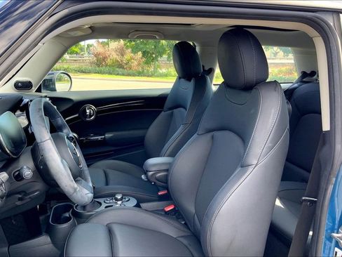 Certified 2024 MINI Cooper SE image 26