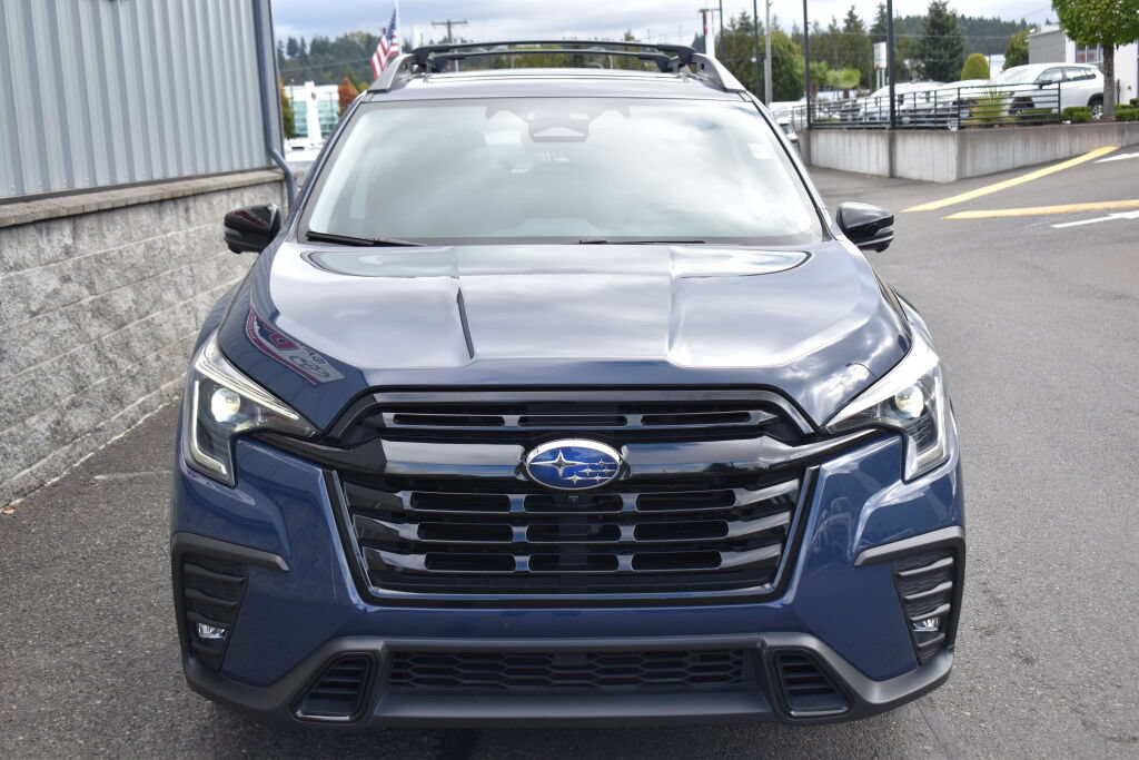 Used 2023 Subaru Ascent Onyx Edition Limited AWD/4WD image 2