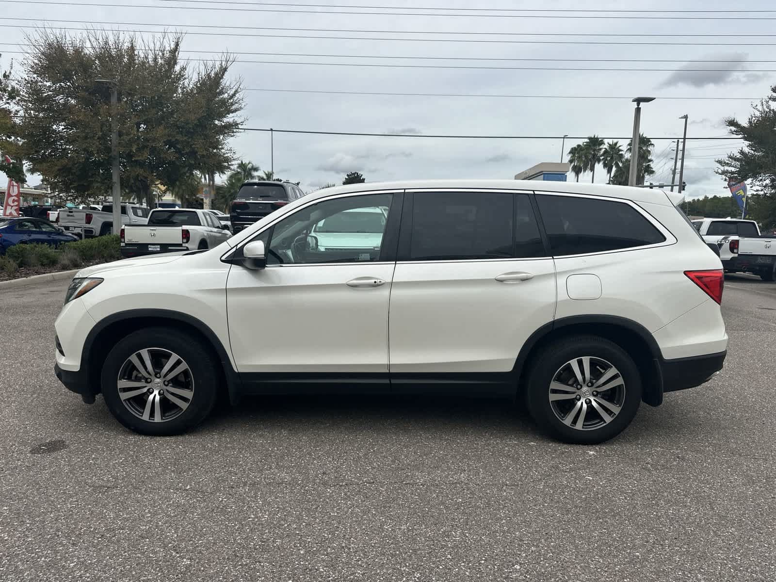Used 2018 Honda Pilot EX-L image 3