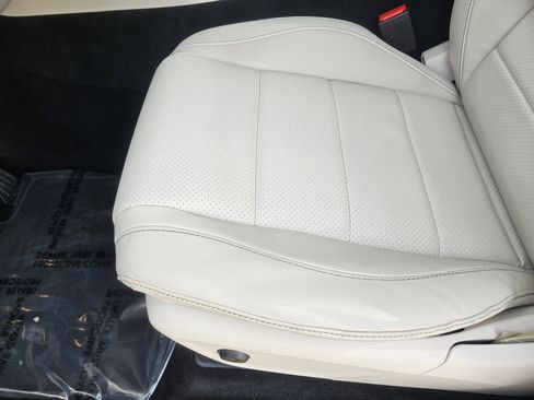 Certified 2024 Mercedes-Benz GLE 350 4MATIC image 25