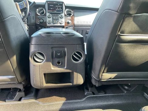 Used 2016 Ford F250 Platinum w/ FX4 Off-Road Package AWD/4WD image 20