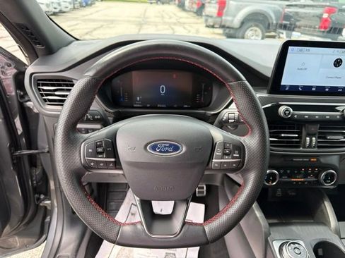 Certified 2024 Ford Escape ST-Line AWD/4WD image 25