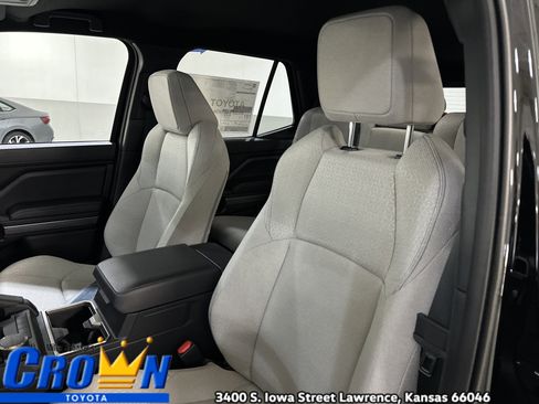 New 2026 Toyota 4Runner SR5 image 13