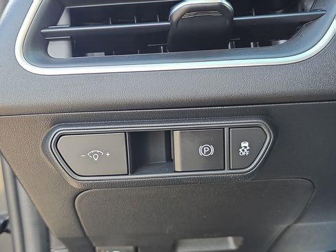 Certified 2025 Kia K4 LX image 29