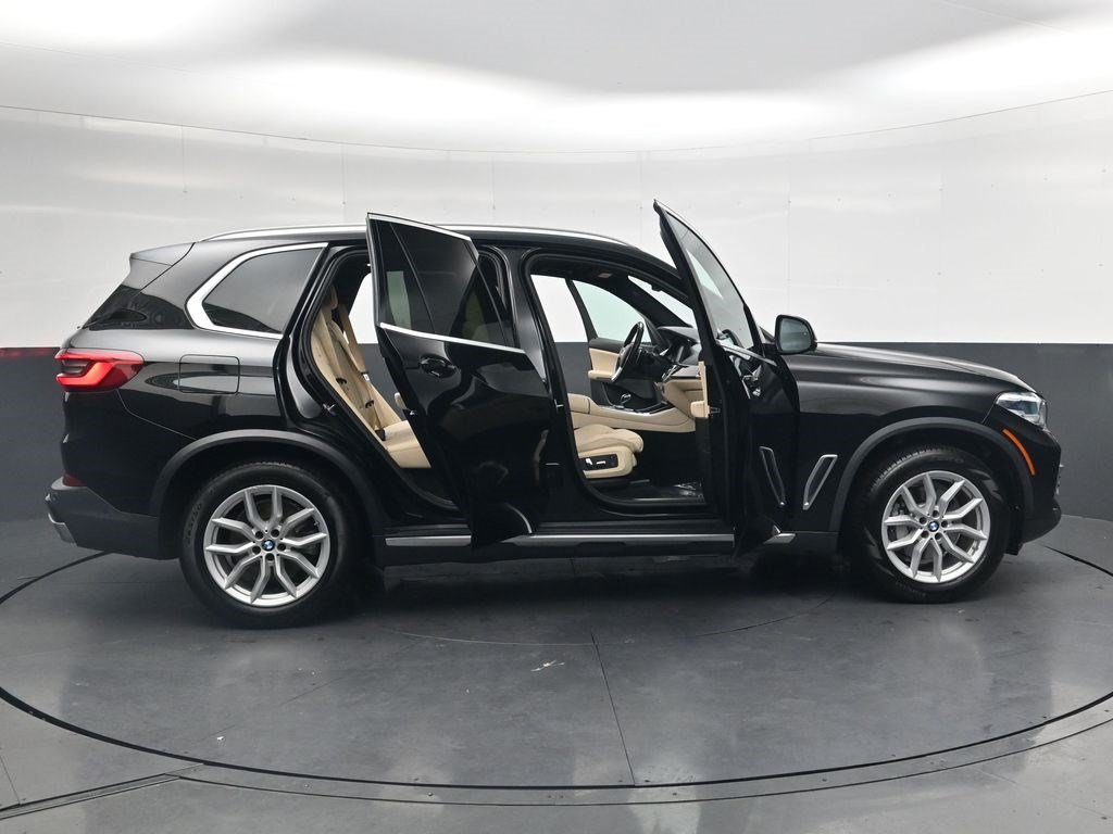Used 2020 BMW X5 xDrive40i w/ Premium Package AWD/4WD image 37
