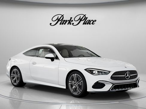 Certified 2026 Mercedes-Benz CLE 300 4MATIC Coupe image 32