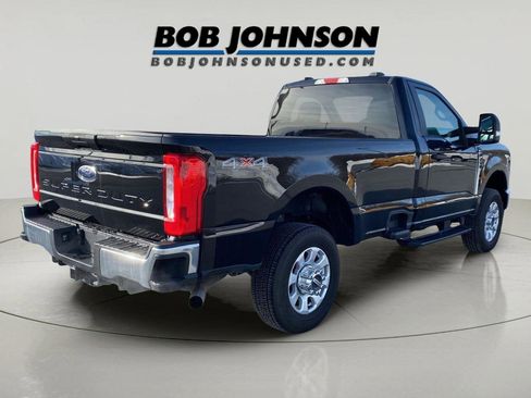 Used 2024 Ford F250 XLT AWD/4WD image 4