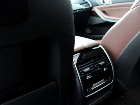 Used 2020 BMW X5 xDrive40i w/ Premium Package image 30