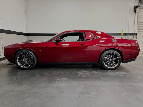 Used 2021 Dodge Challenger R/T Scat Pack w/ Shaker Package RWD image 10