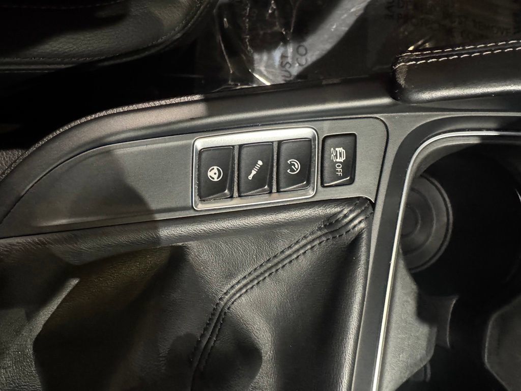 Used 2018 BMW M3 RWD image 24