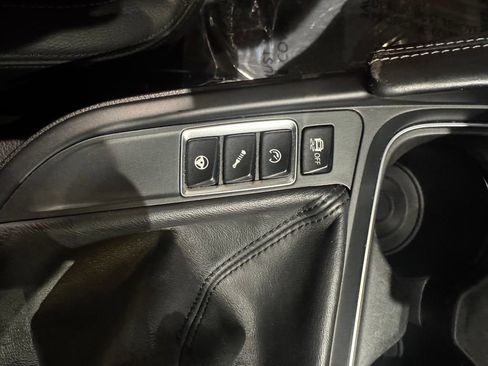 Used 2018 BMW M3 RWD image 24