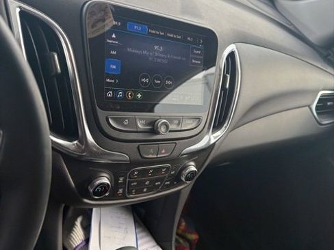 Certified 2024 Chevrolet Equinox LT image 11