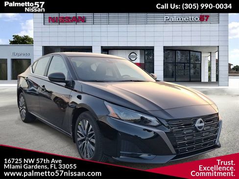New 2026 Nissan Altima 2.5 SV FWD image 1
