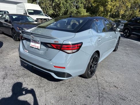 New 2025 Nissan Sentra SR w/ SR Premium Package FWD image 6