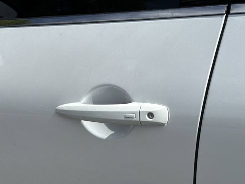 New 2026 Nissan Pathfinder SV w/ SV Premium Package FWD image 28