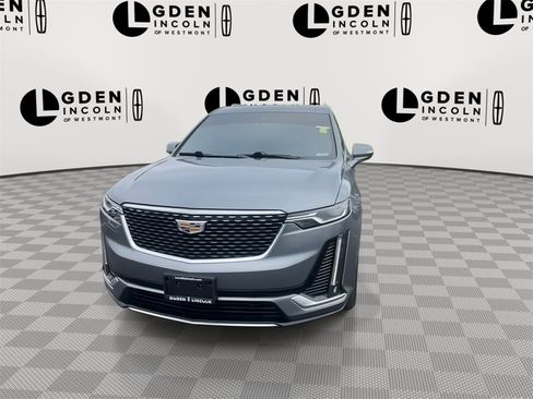 Used 2021 Cadillac XT6 Premium Luxury image 3
