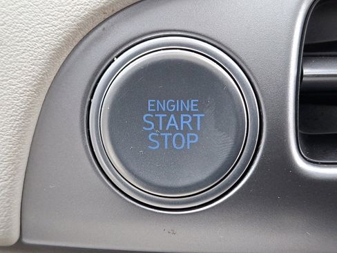 Used 2023 Hyundai Palisade Limited image 25