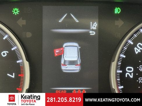 Certified 2022 Toyota RAV4 XLE Premium image 28