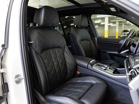 Certified 2024 BMW X5 M60i image 34
