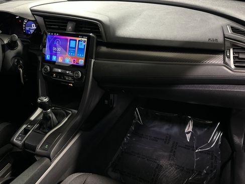 Used 2018 Honda Civic Sport image 31