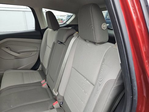 Used 2014 Ford Escape SE image 8