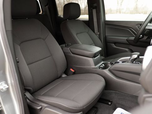 Used 2024 Chevrolet Colorado LT w/ LT Convenience Package II image 30