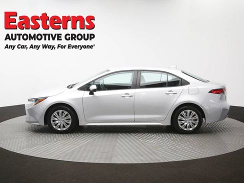 Used 2022 Toyota Corolla LE FWD image 59