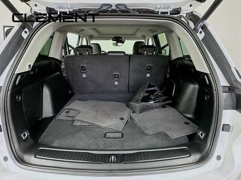 Used 2022 Jeep Grand Cherokee Limited 4xe image 10