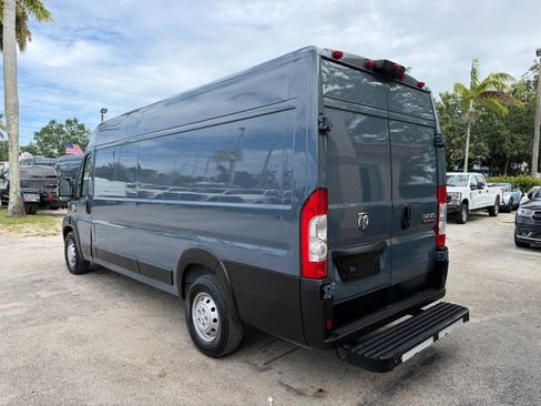 Used 2021 RAM ProMaster 3500 FWD image 3