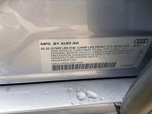Used 2025 Audi A8 L 3.0T AWD/4WD image 35