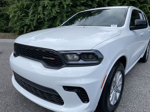 Used 2025 Dodge Durango GT w/ Trailer Tow Group IV RWD image 4