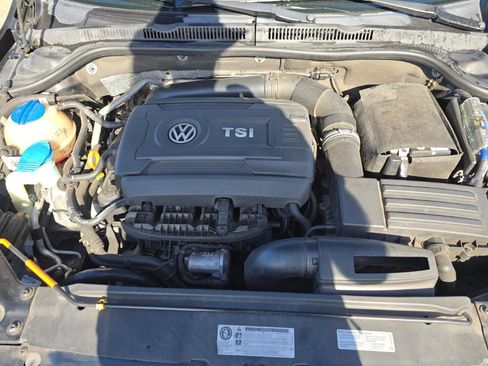 Used 2015 Volkswagen Jetta SE image 16