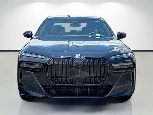 New 2026 BMW i7 eDrive50 w/ Executive Package RWD image 8