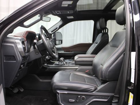 Used 2023 Ford F150 Lariat w/ Equipment Group 502A High AWD/4WD image 15