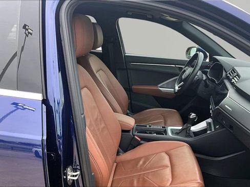 Used 2023 Audi Q3 2.0T Premium w/ Convenience Package AWD/4WD image 7
