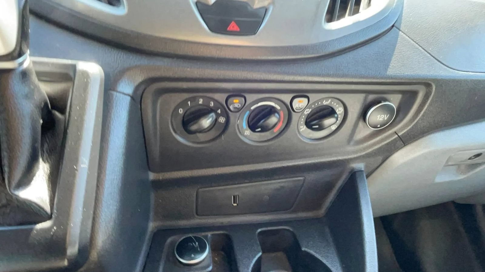 Used 2019 Ford Transit 350 138 DRW w/ Interior Upgrade Package RWD image 13