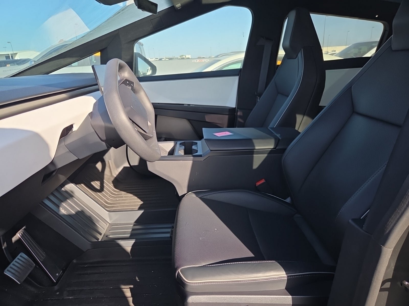 Used 2024 Tesla Cybertruck AWD Crew Cab image 7