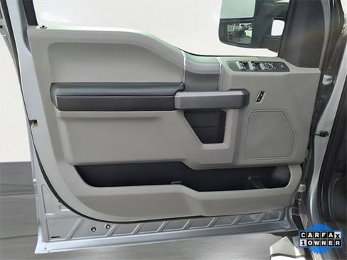 Used 2022 Ford F350 XLT w/ XLT Premium Package image 19