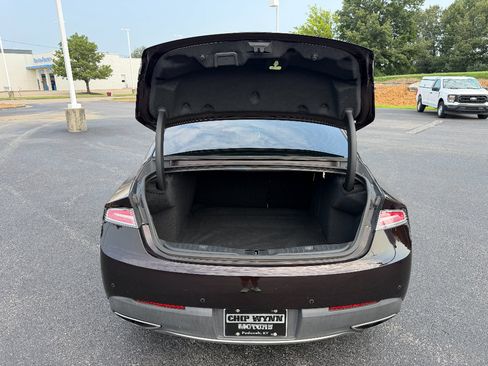 Used 2020 Lincoln MKZ FWD image 10