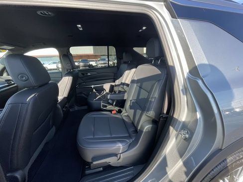 Certified 2026 Chevrolet Traverse LT FWD image 24