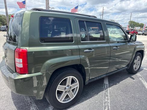 Used 2008 Jeep Patriot Sport FWD image 5