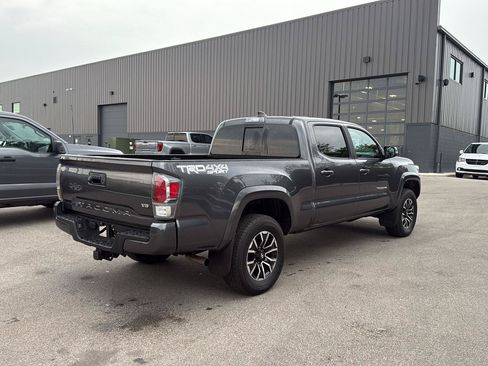 Used 2021 Toyota Tacoma TRD Sport AWD/4WD image 3