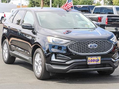 Used 2024 Ford Edge SEL image 5