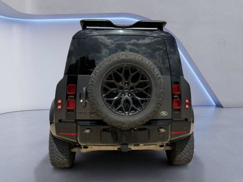 Used 2023 Land Rover Defender 110 X-Dynamic SE AWD/4WD image 6