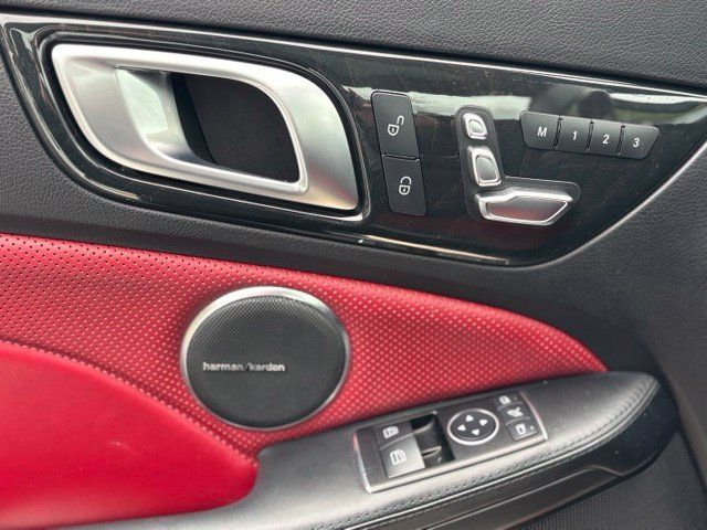 Certified 2017 Mercedes-Benz SLC 300 image 35