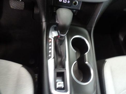 Certified 2022 Chevrolet Equinox LS AWD/4WD image 11
